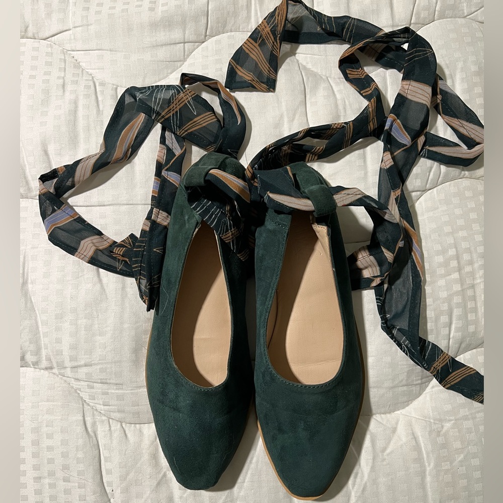 Sseko cloud leather flats in agave